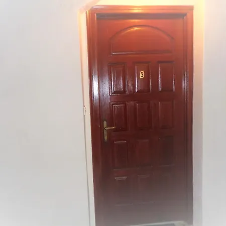 Jenny's House Is Guests' Favorite Part Of Διαμέρισμα